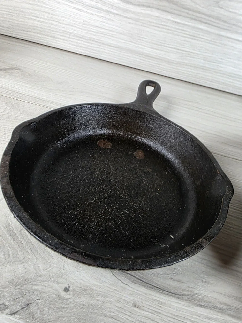 Lodge Cast Iron Skillet Set USA 5SK & 8SK Pre-Seasoned Frying Pans Pour g57